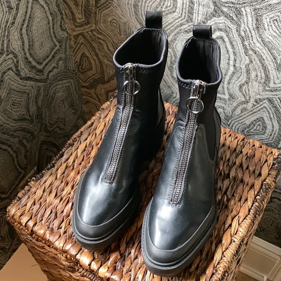 Zara zipper black zipper boots